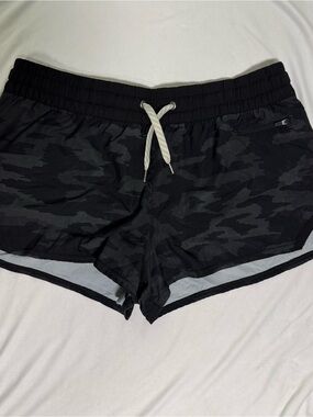 Vuori Women’s Black Camo Athletic Shorts with Drawstring, 2” Inseam, Size Large